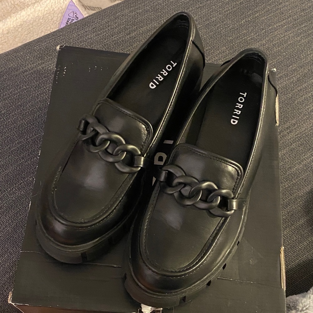 Torrid Black Chain Detail Loafers